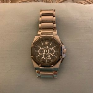 Men’s dress watch